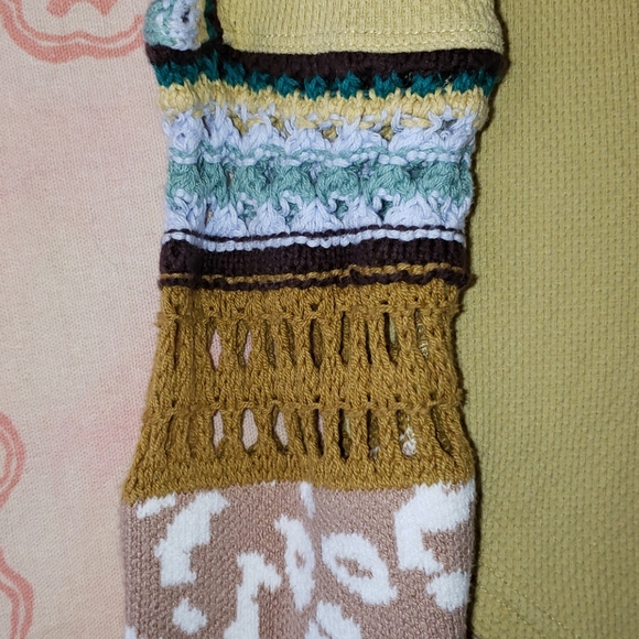 Switch it Up Thermal Top. Crochet Leopard Cheetah - Picture 6 of 16